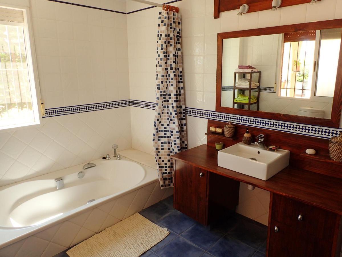 Villa Buganvilla Elche Kültér fotó
